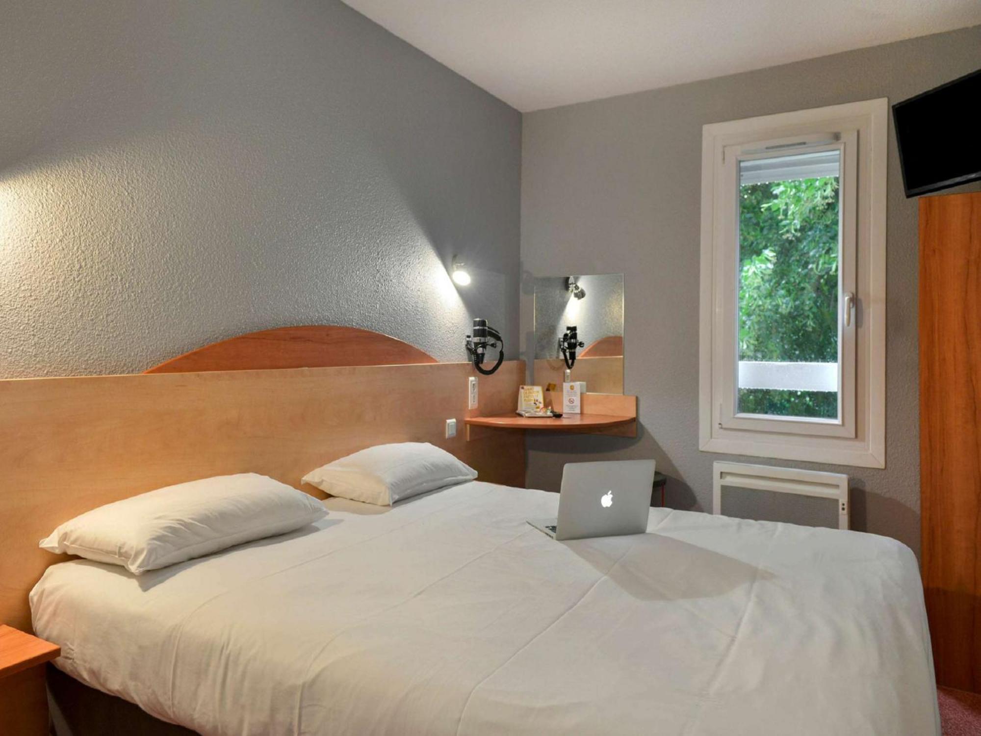 Kyriad Direct Orleans - La Chapelle St Mesmin Exteriör bild