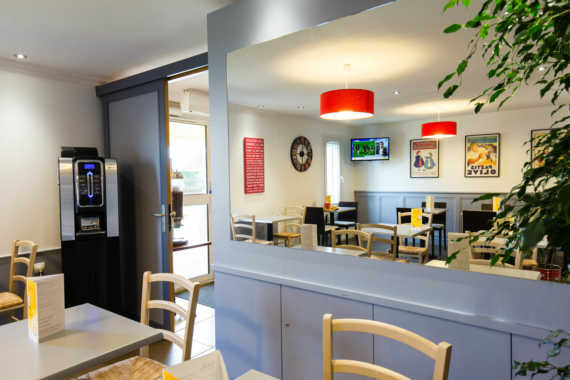 Kyriad Direct Orleans - La Chapelle St Mesmin Exteriör bild